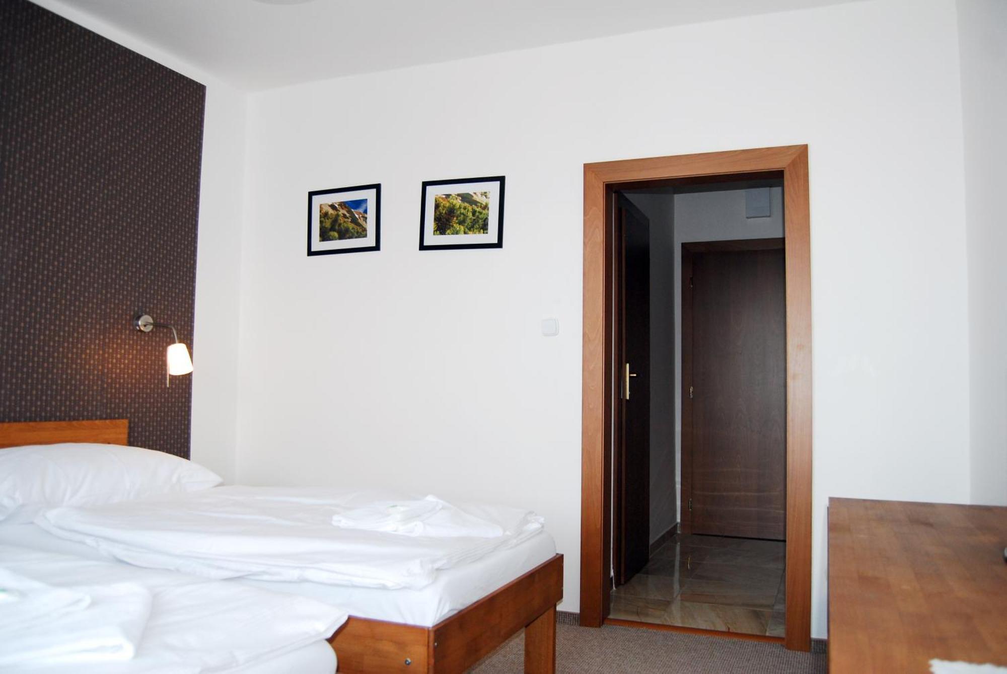 Hotel Lineas Prešov الغرفة الصورة