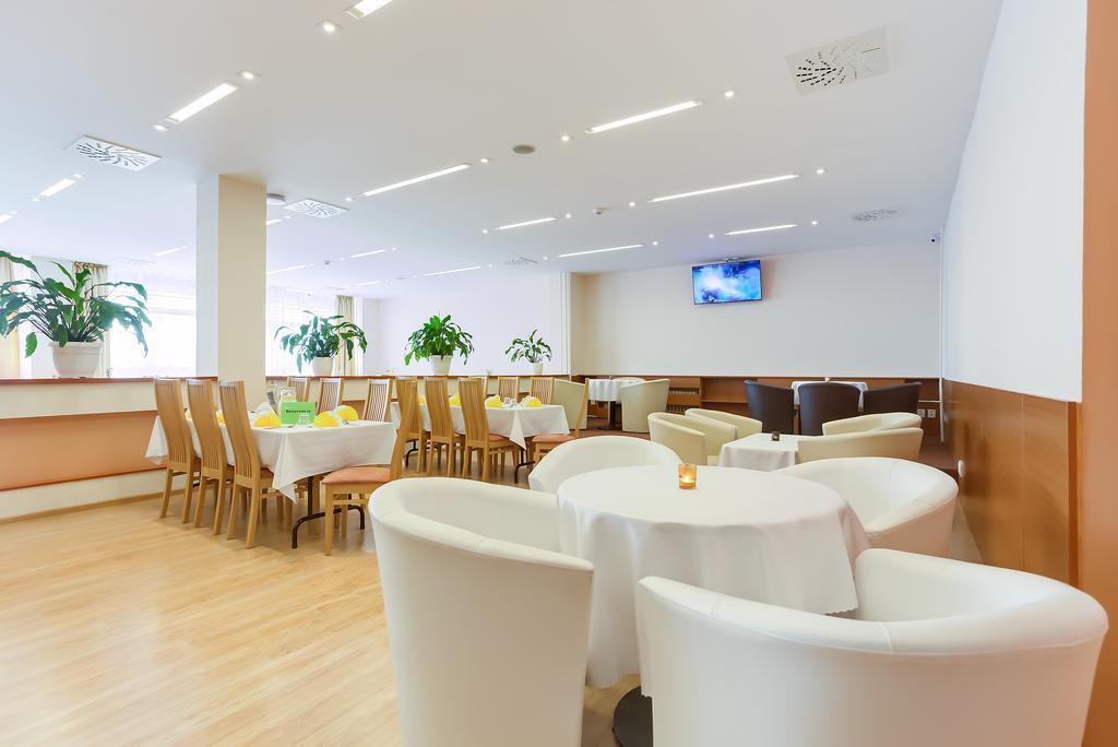 Hotel Lineas Prešov المظهر الخارجي الصورة
